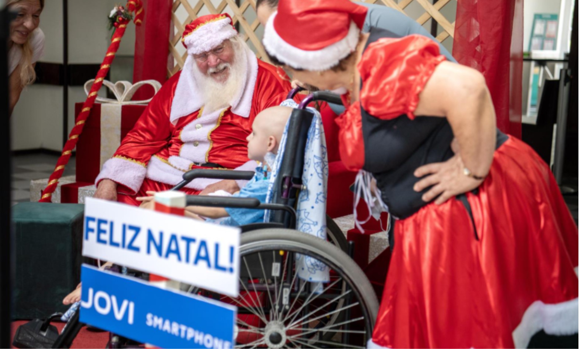 JOVI promove Natal especial no Hospital Pequeno Príncipe com fotos capturadas pelo V50 5G
