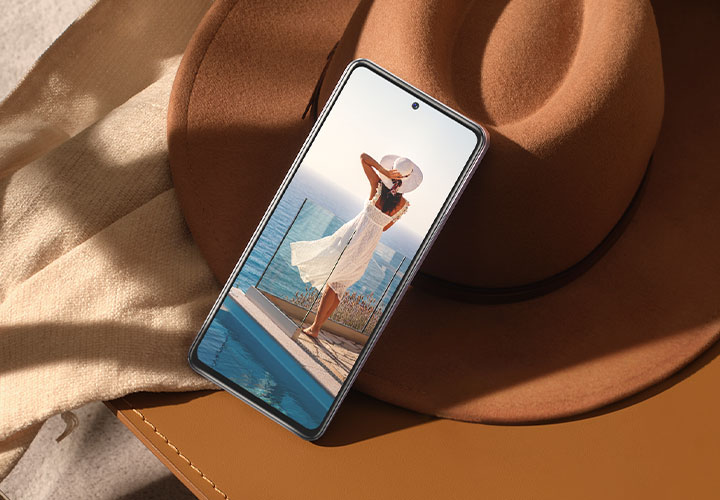 vivo v27e 120 Hz AMOLED Display