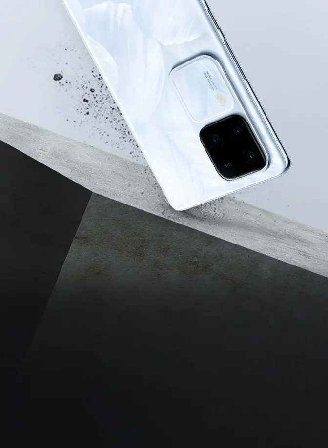 kapsamlı yastıklama yapısına sahip vivo V30