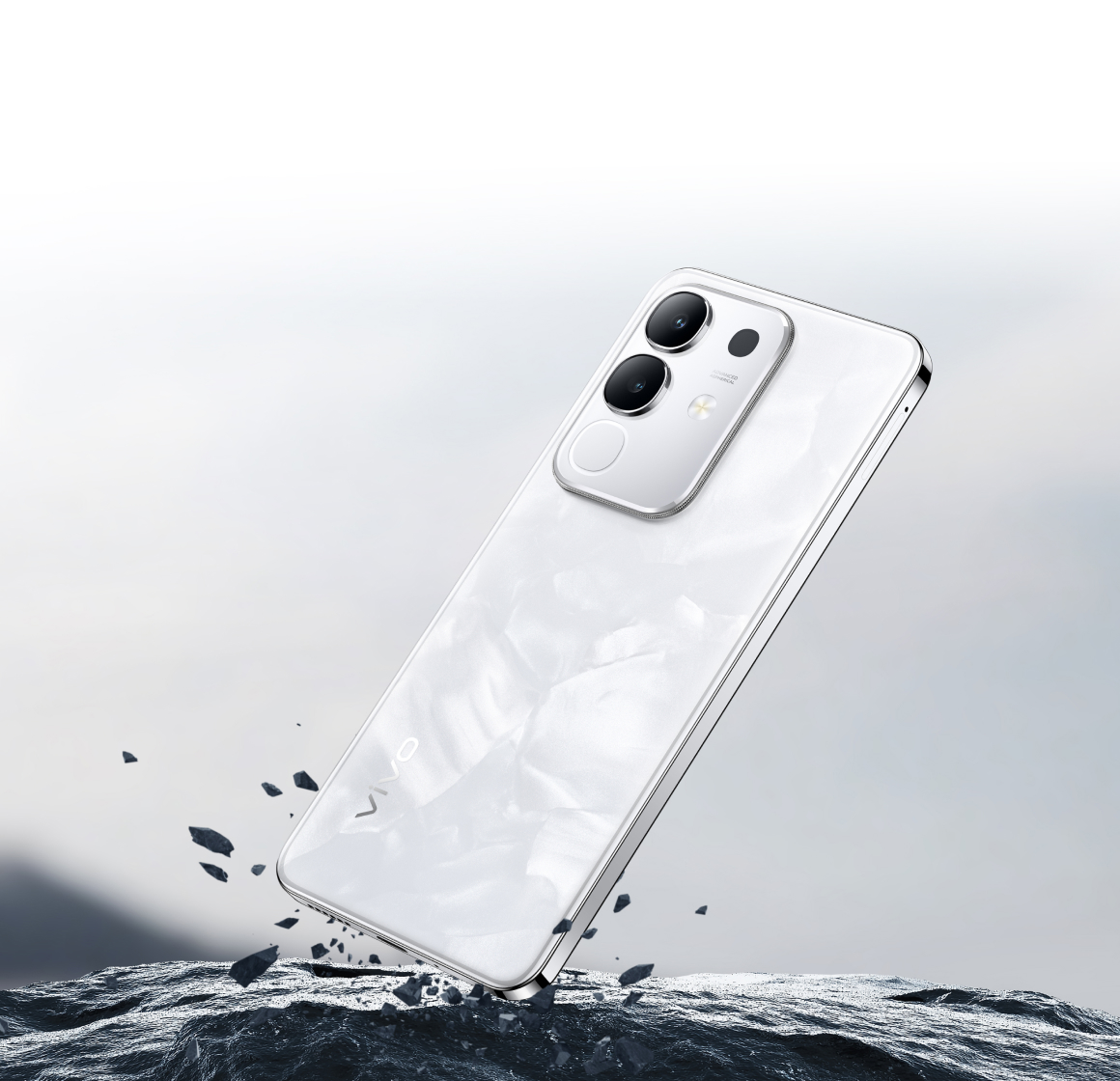 vivo Y29 4G with 120Hz display