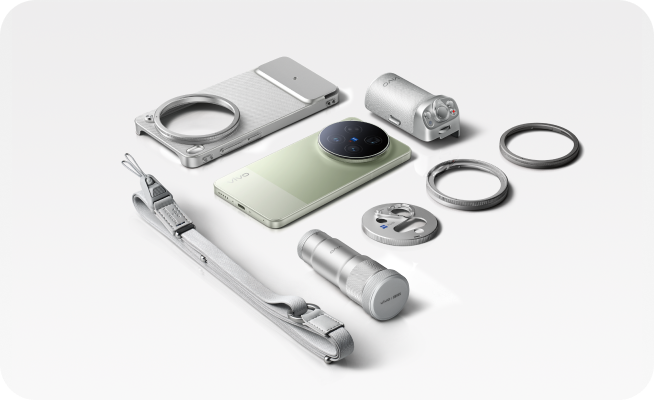 vivo X300 Ultra - Triple ZEISS Cameras, 4K Video Recording | vivo